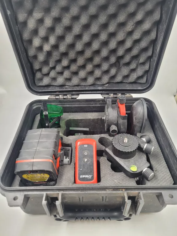 LASER PRO LK 360,3 DG WALIZKA