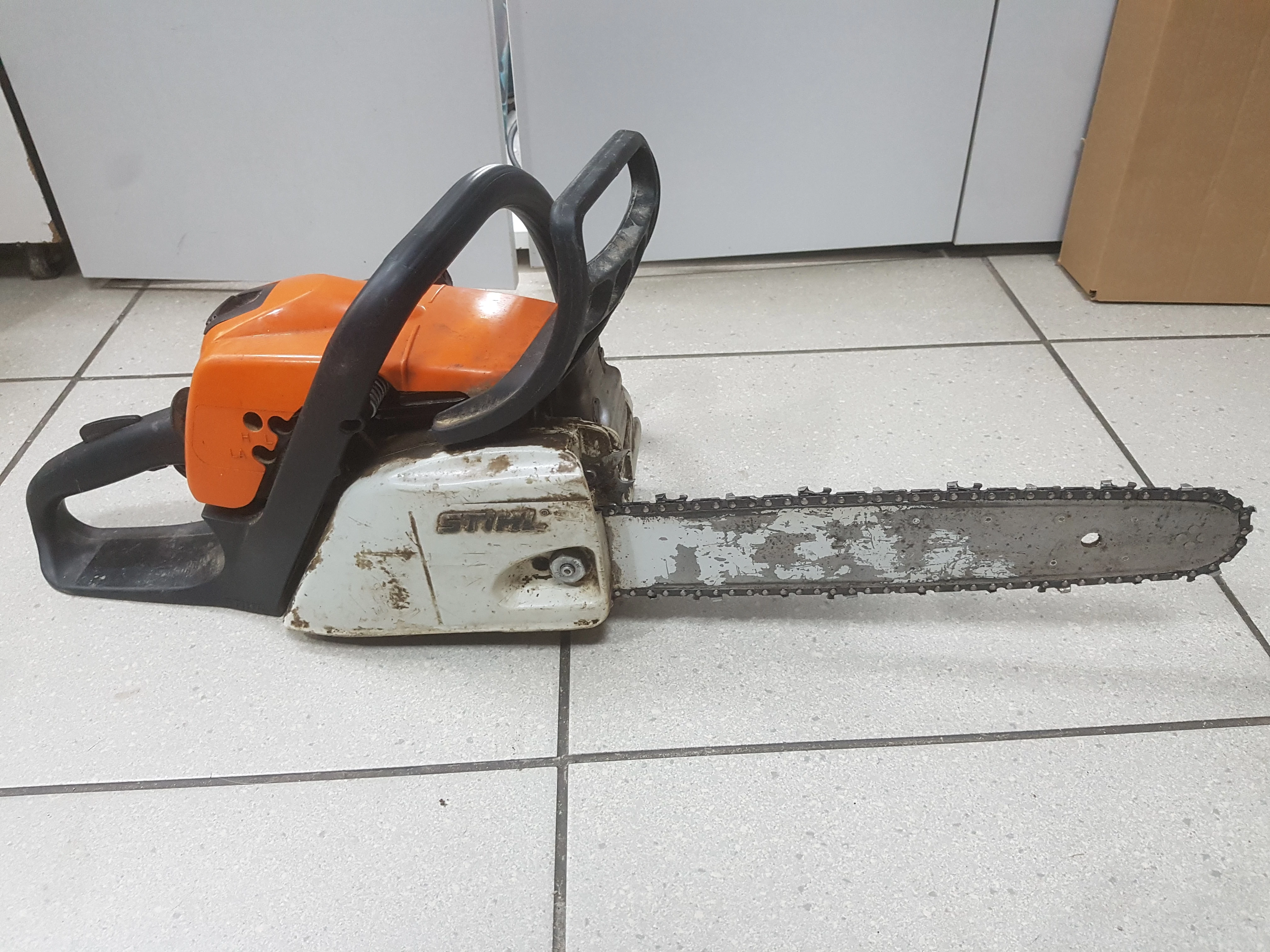 pila-spalinowa-stihl-ms181-2018-marka-stihl