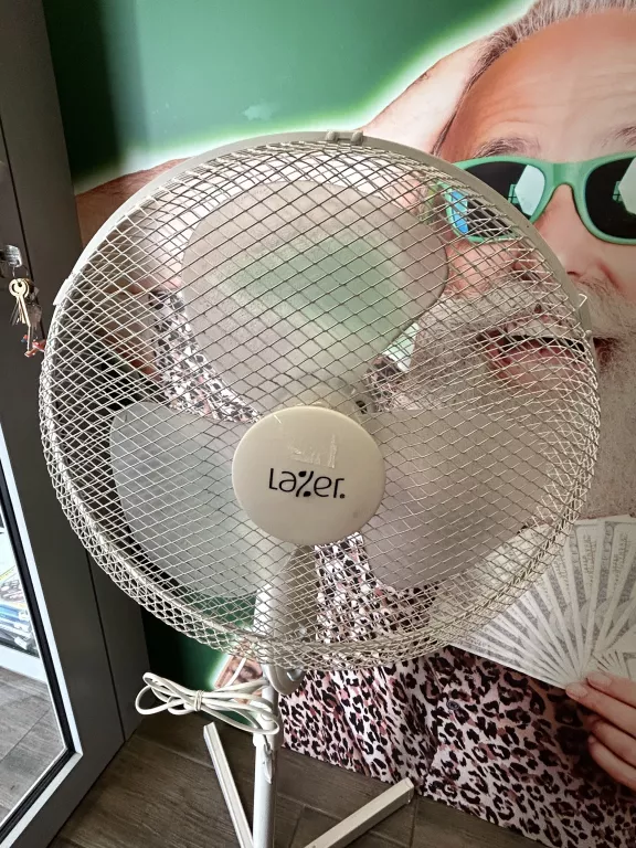 wiatrak-stojacy-lazer-rd-40-pro-50w-osiedle-teatralne-3u15-krakow