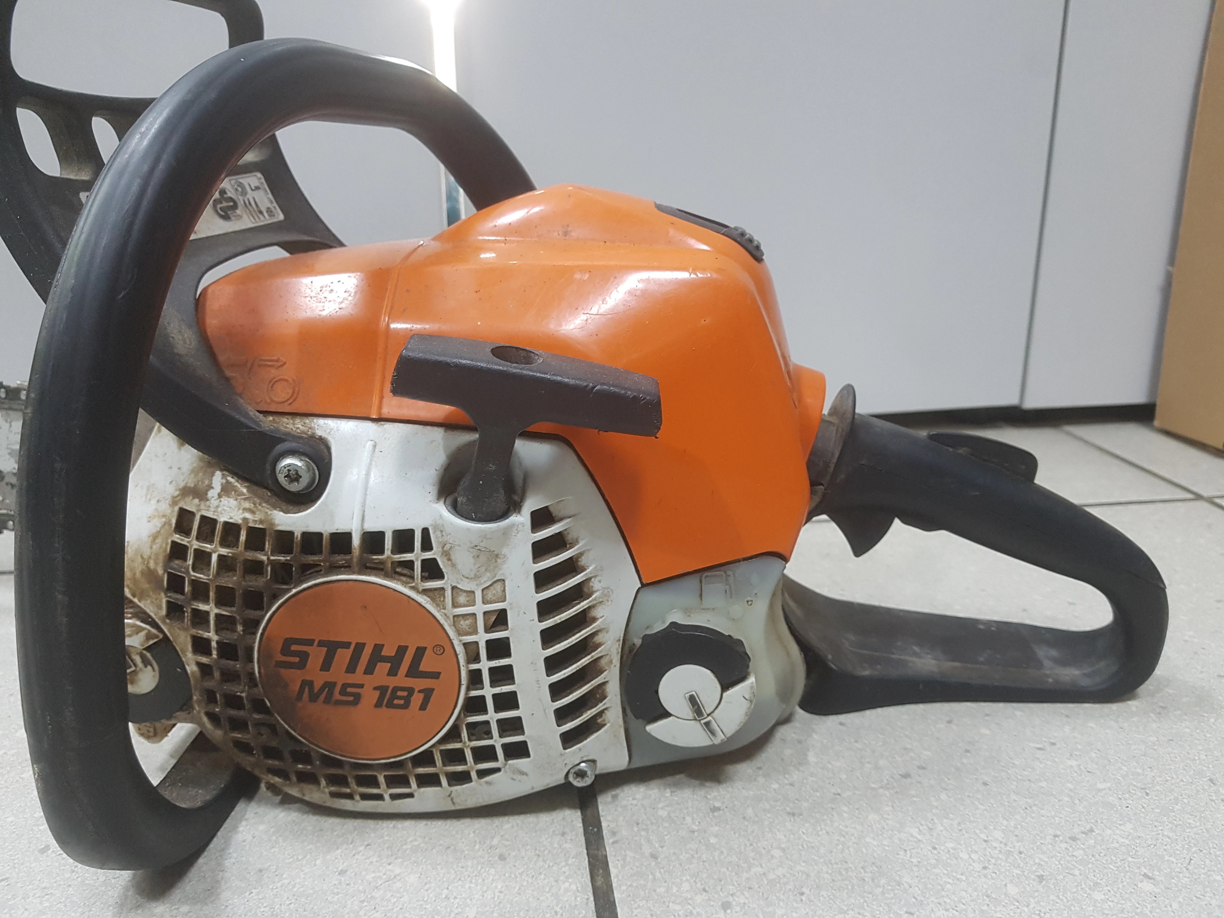 pila-spalinowa-stihl-ms181-2018-stan-opakowania-brak-opakowania