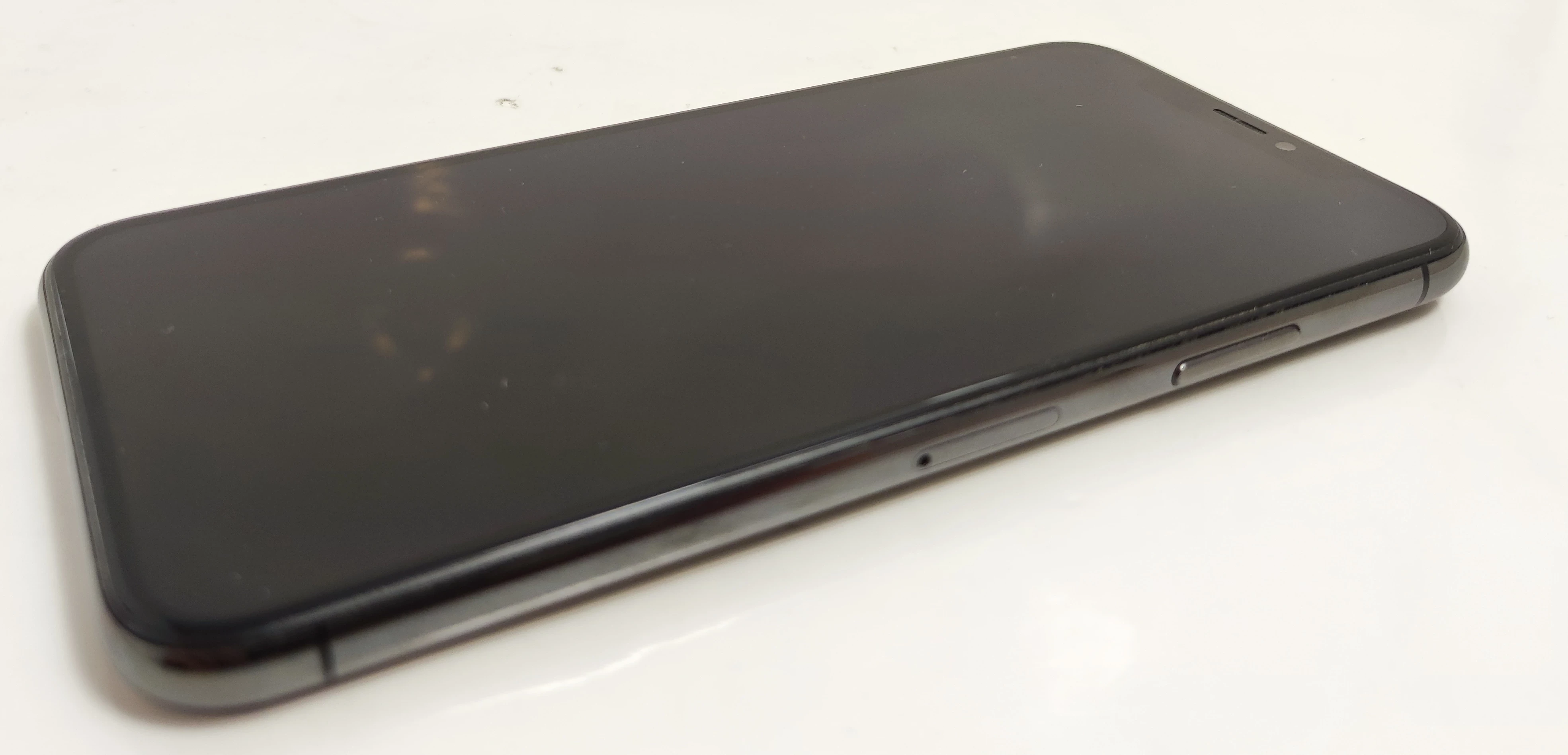 telefon-apple-iphone-x-space-grey-256-gb-79-bat-kolor-czarny