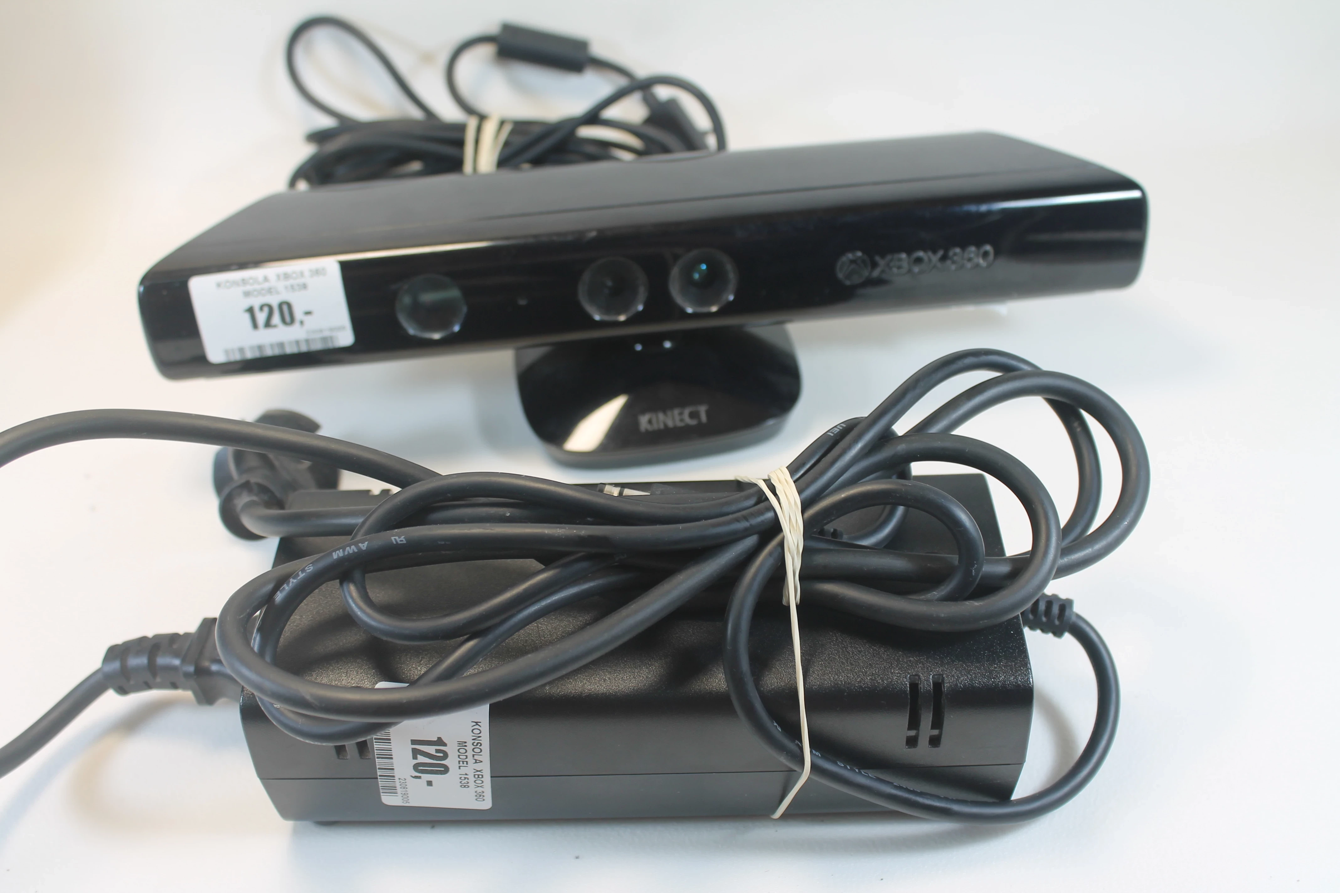 konsola-xbox-360-model-1538-sn004220650108-ean-gtin-0801128000626