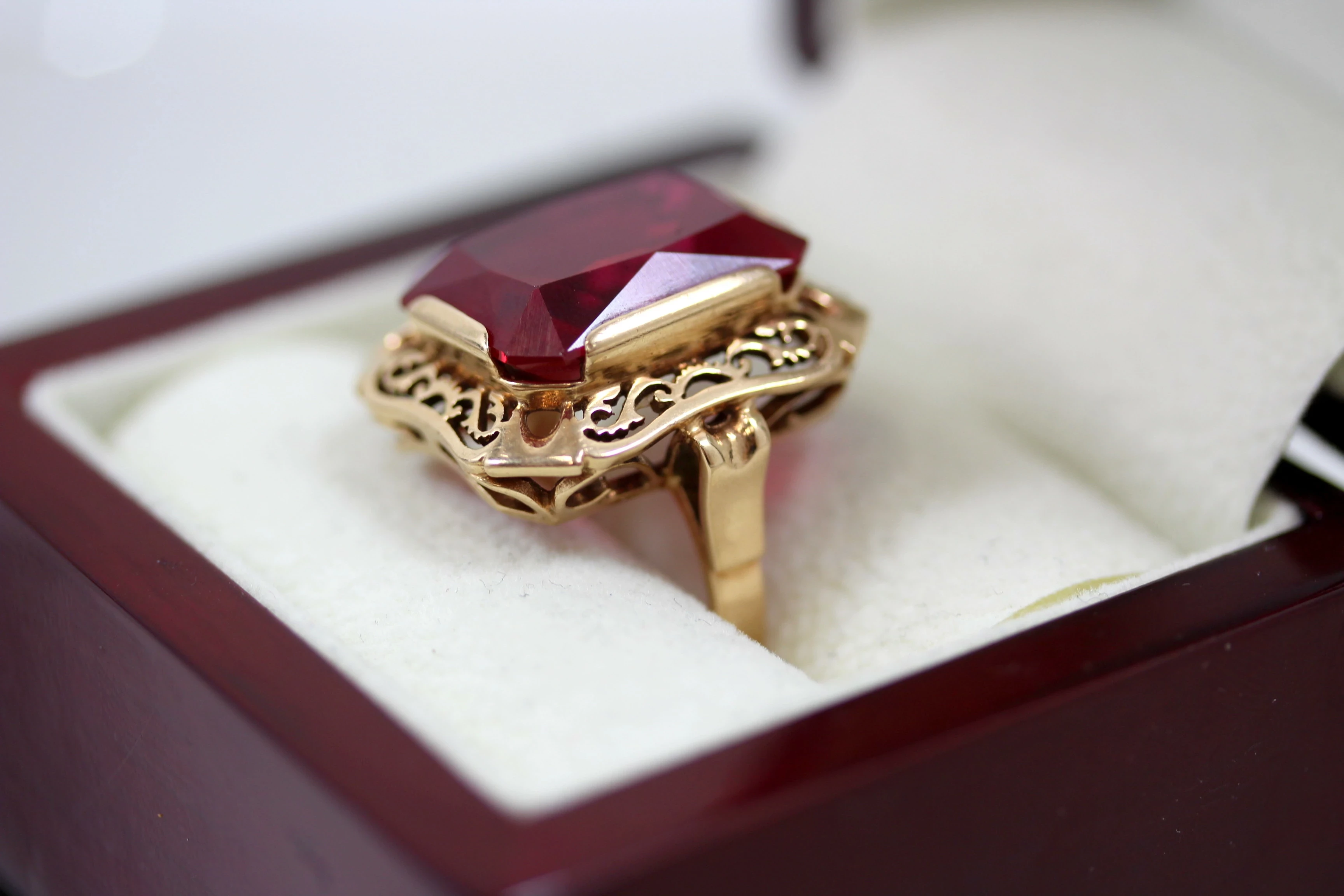 zloty-pierscionek-warmet-p585-w1175g-r13-rozmiarsrednica-wew-mm-131667