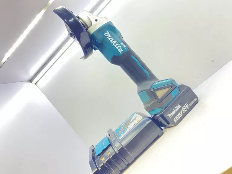 SZLIFIERKA KĄTOWA MAKITA DGA504Z