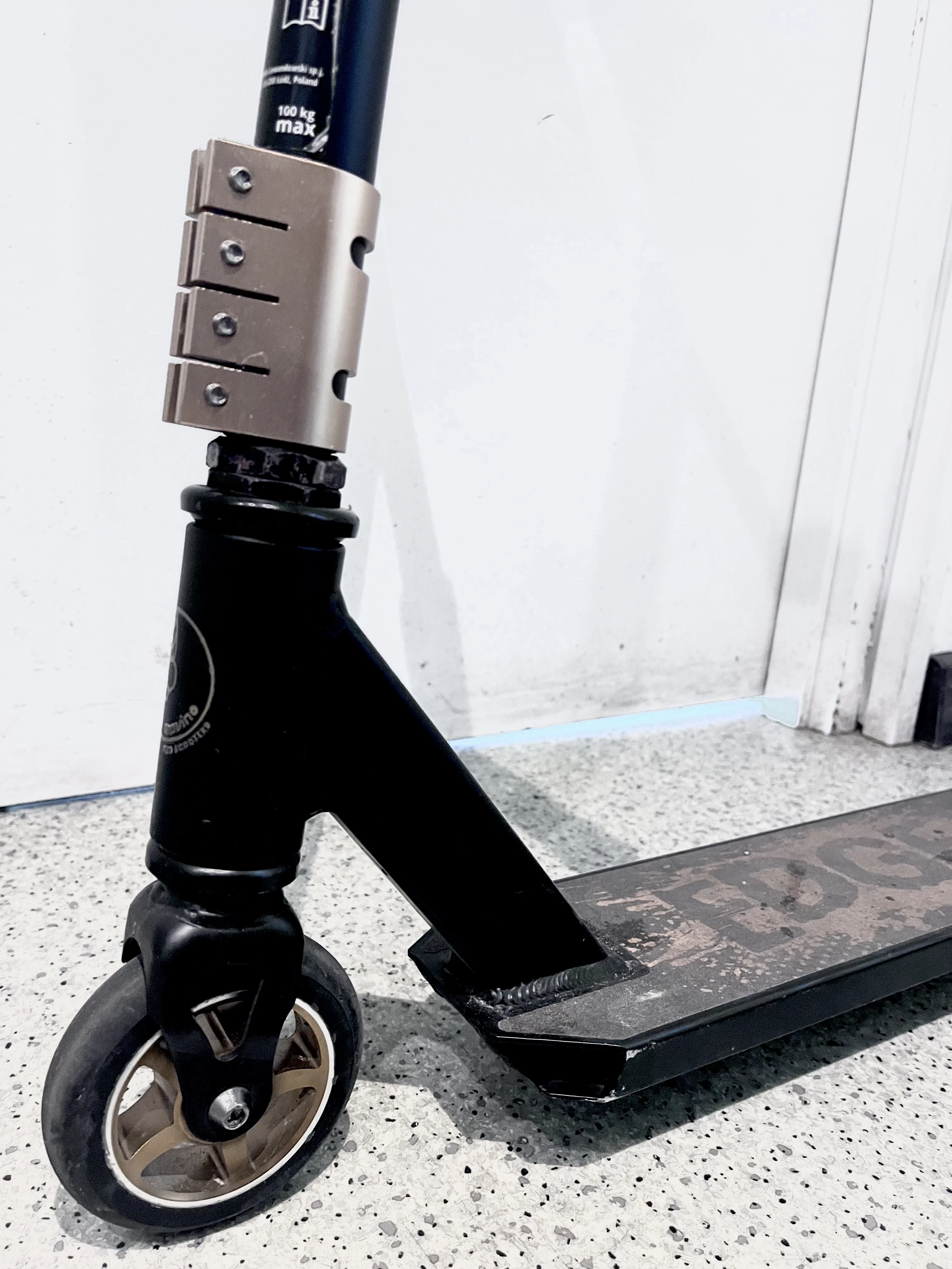 hulajnoga-wyczynowa-movino-edge-zlota-wysokosc-kierownicy