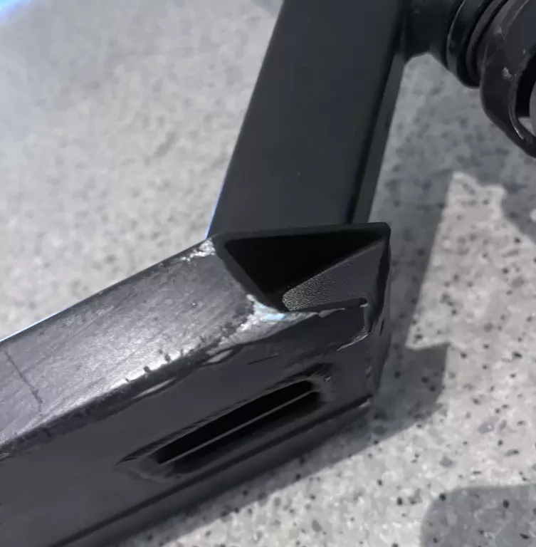 hulajnoga-wyczynowa-movino-edge-zlota-stan-uzywany