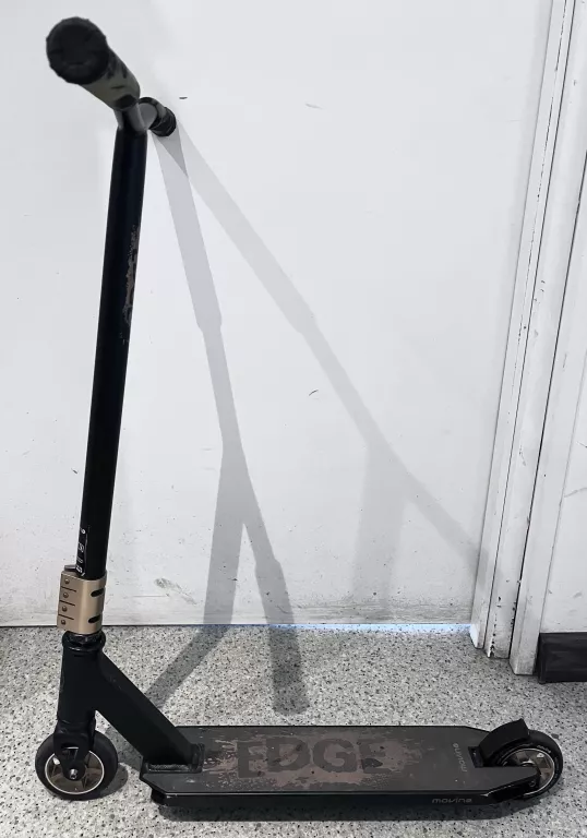 hulajnoga-wyczynowa-movino-edge-zlota-kolor-inny