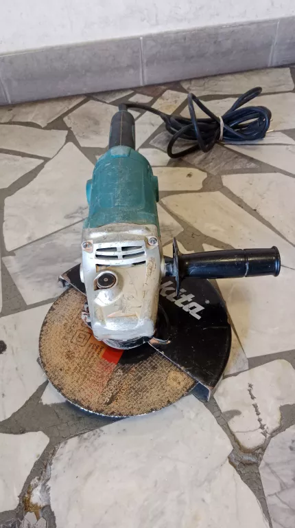 SZLIFIERKA KĄTOWA MAKITA GA9050