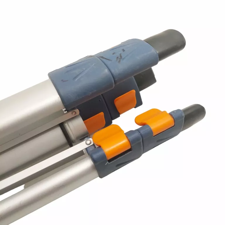 dexter-tyczka-laser-krzyzowy-sprawny-rodzaj-gadzetu-filmowy