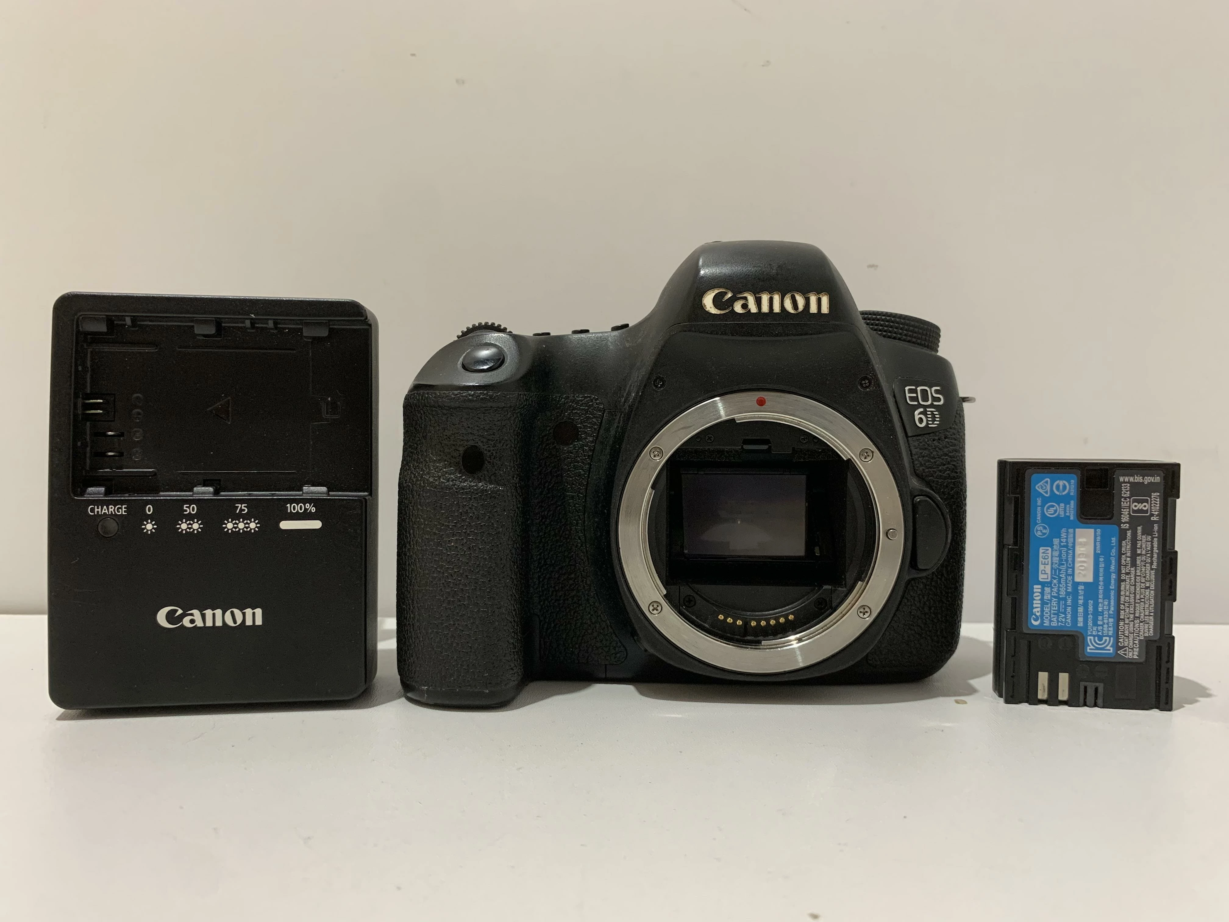 lustrzanka-canon-eos-6d-korpusladowarkabateria-stan-uzywany