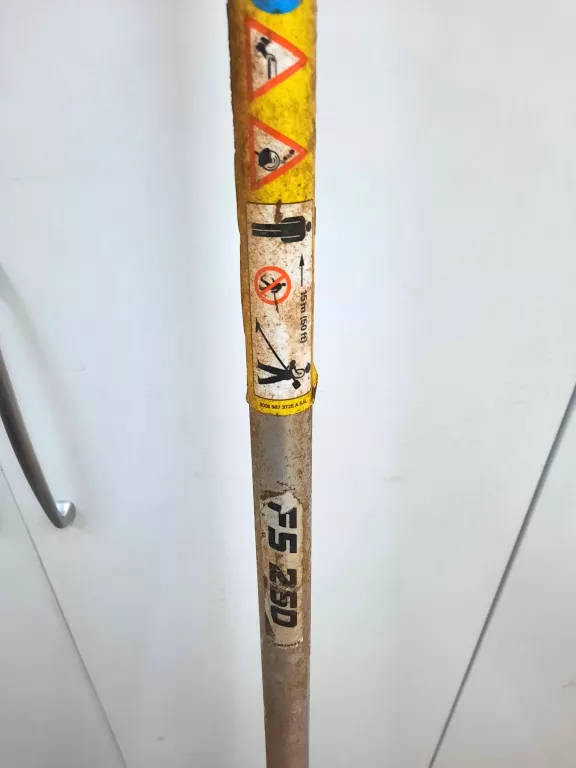 KOSA SPALINOWA STIHL FS250