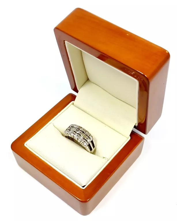 sliczny-srebrny-pierscionek-567g-p925-r13-ean-gtin-3166294499696