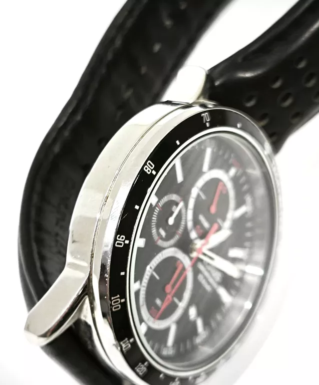 zegarek-lorus-vd57-x120-komplet-stan-uzywany