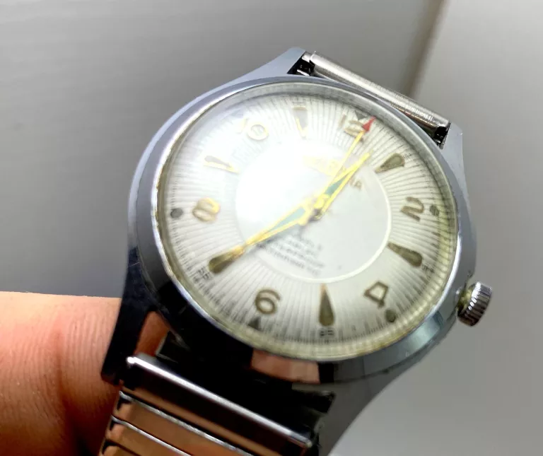 delbana-465-114-oryginalny-zegarek-1962r-17-jewl-styl-klasyczny