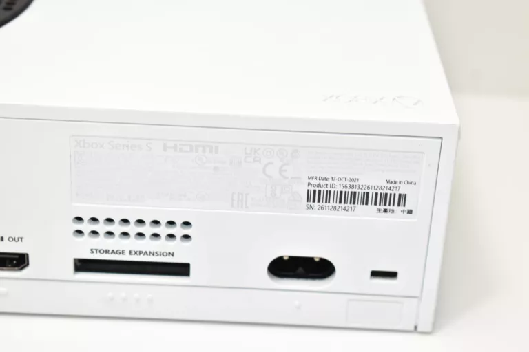 KONSOLA XBOX SERIES S 500GB PAD OKABLOWANIE