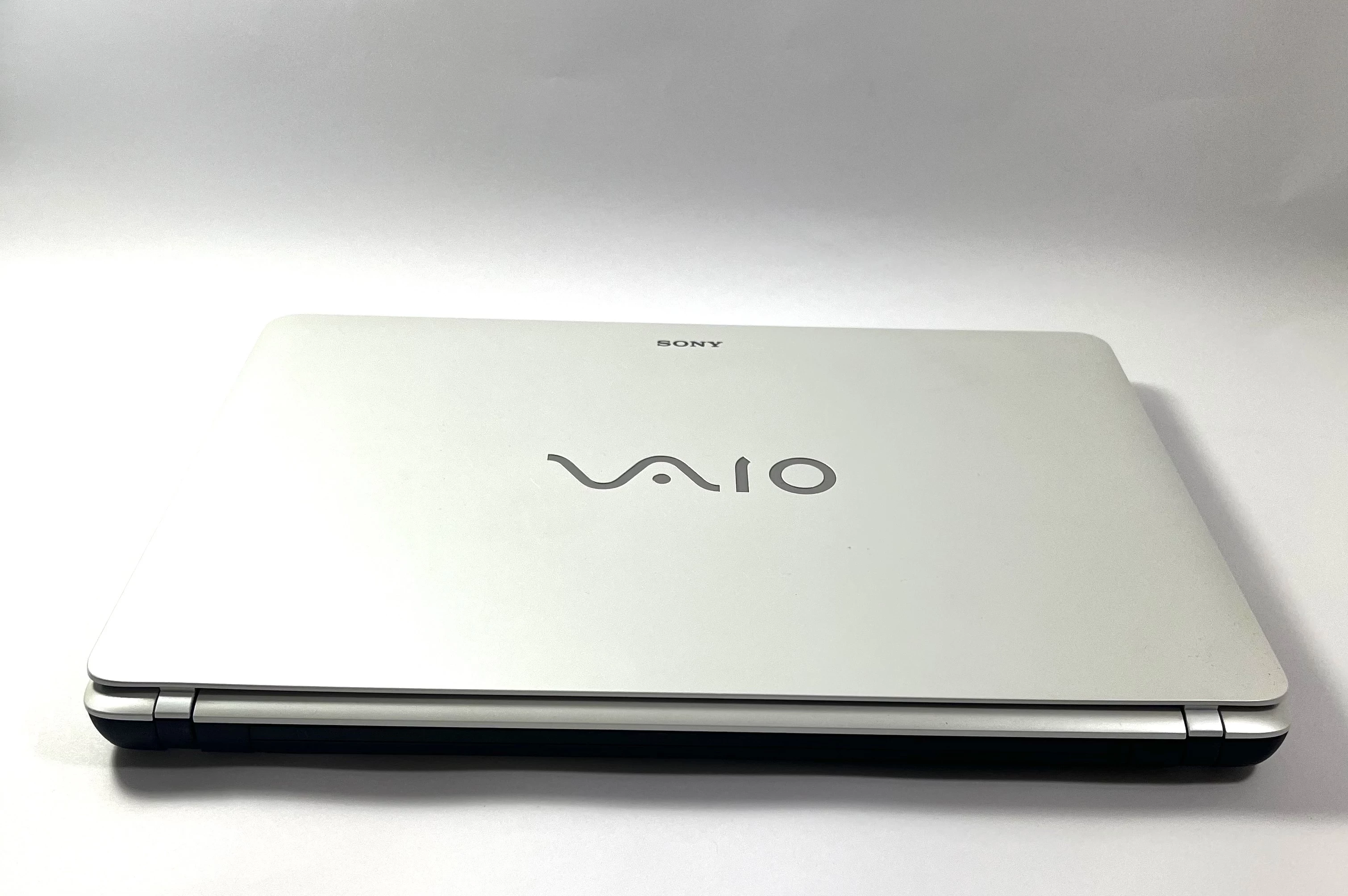 laptop-sony-vaio-svf152a29m-stan-uzywany