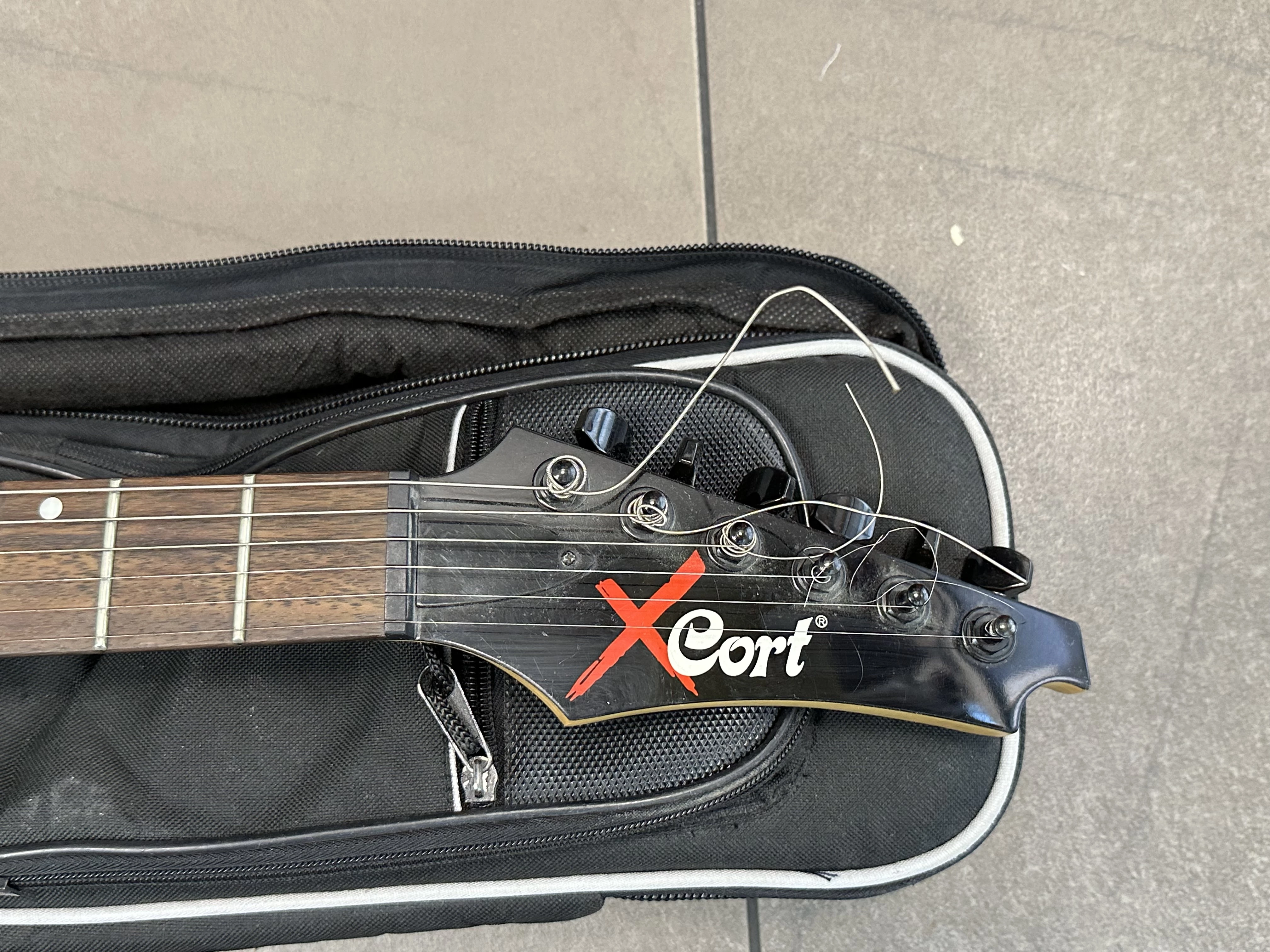 gitara-elektryczna-cort-x2-futeral-kod-producenta-123123