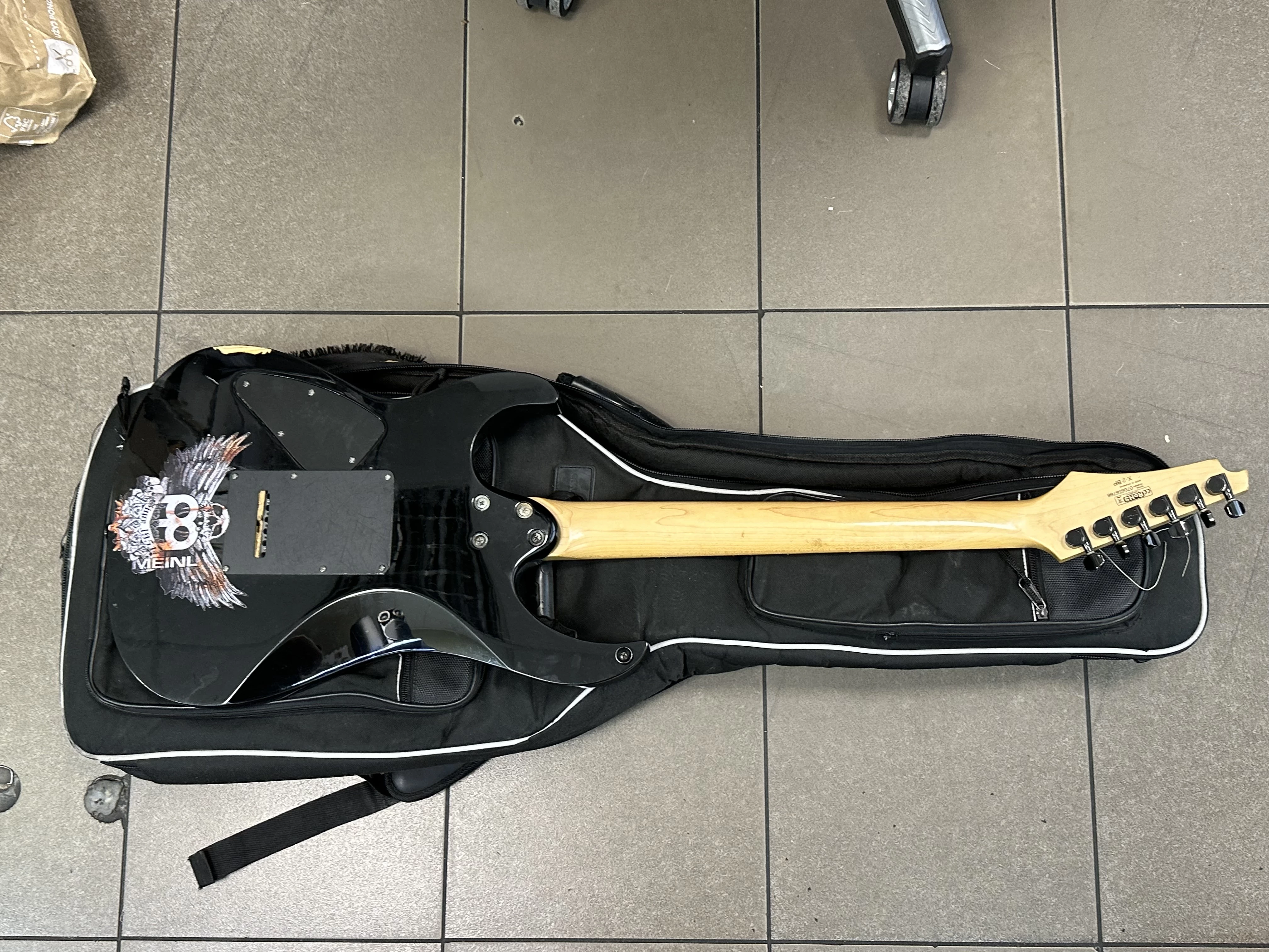 gitara-elektryczna-cort-x2-futeral-marka-cort