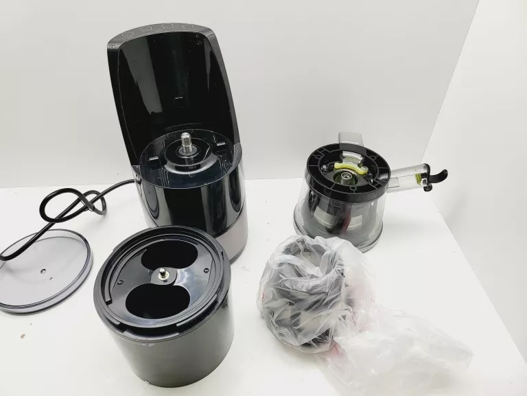WYCISKARKA WOLNOOBROTOWA AMICA JSM4011 200 W
