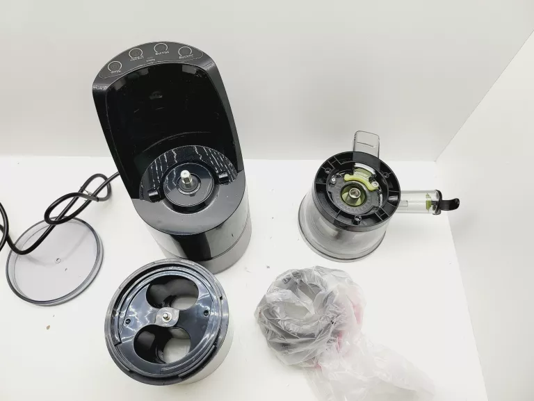 WYCISKARKA WOLNOOBROTOWA AMICA JSM4011 200 W