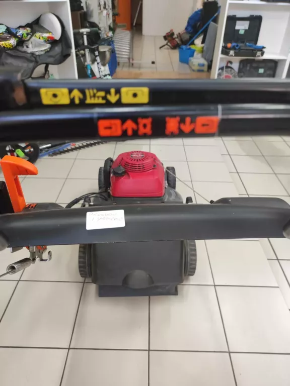 KOSIARKA HONDA HRX 476