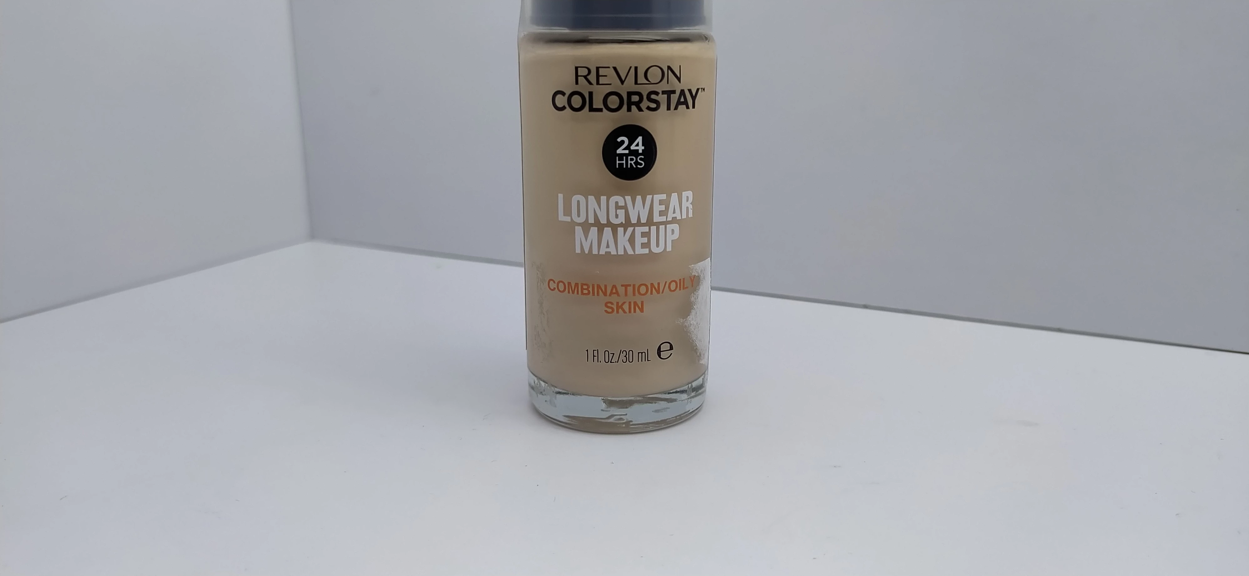podklad-revlon-colorstay-stan-uzywany