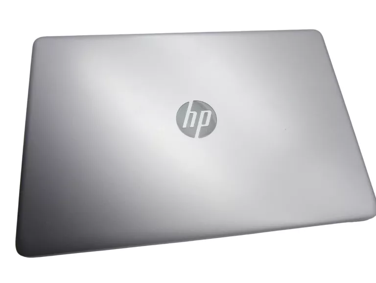 LAPTOP LAPTOP HP 250 G8 8GB RAM 250 INTEL HD 600