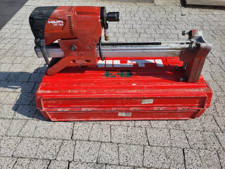 hilti-dd-120-wiertnica-walizka-marka-hilti