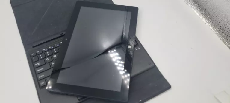 TABLET KRUGER & MATZ EDGE 1082 2/32 WIN 8.1