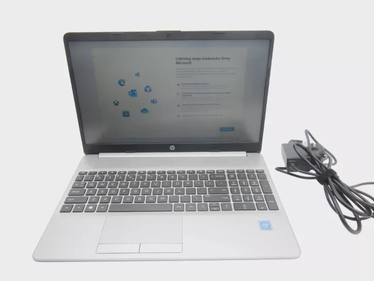 LAPTOP LAPTOP HP 250 G8 8GB RAM 250 INTEL HD 600