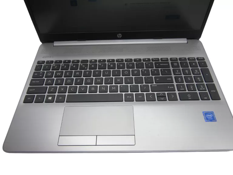 LAPTOP LAPTOP HP 250 G8 8GB RAM 250 INTEL HD 600