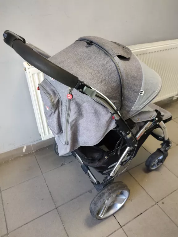 WÓZEK QUATRO MONZA SPACEROWY