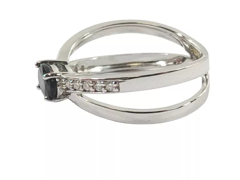 sliczny-pierscionek-z-diamentami-008-ct-biale-zloto-9k-p375-253-g-r11-proba-zlota-375