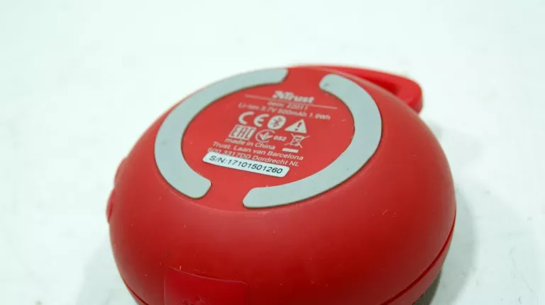 FAJNY GŁOŚNIK BLUETOOTH TRUST 22011