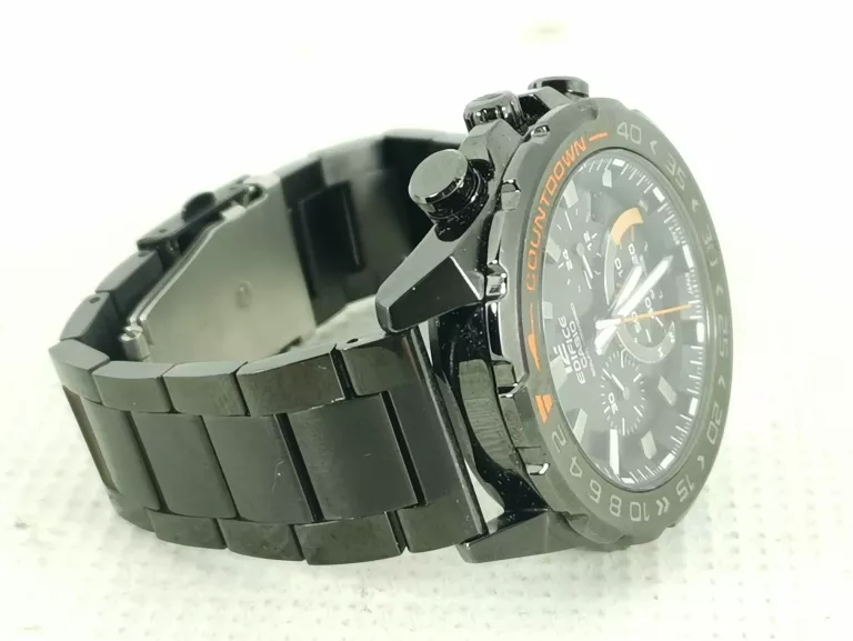 zegarek-casio-edifice-efs-s550-ksztalt-koperty-okragla