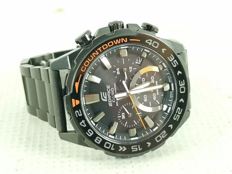 zegarek-casio-edifice-efs-s550-funkcje-datownik