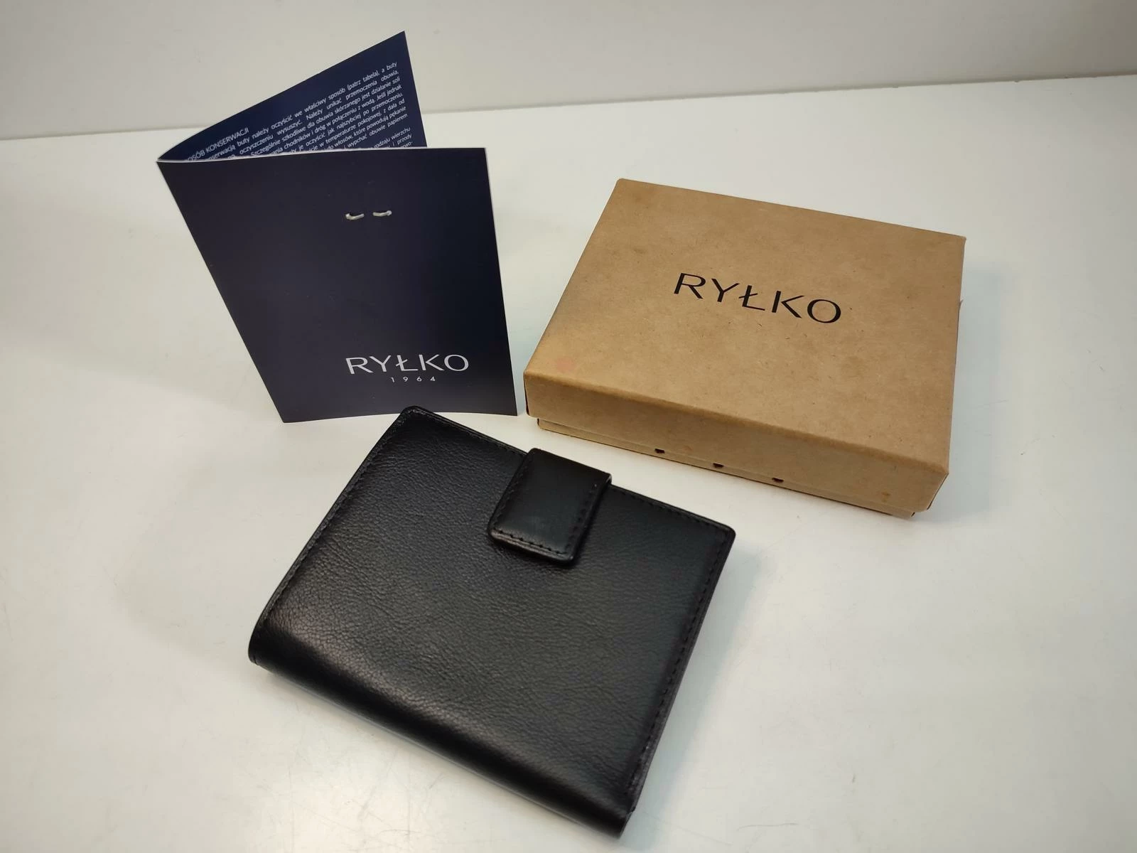 portfel-skorzany-meski-rylko-w-pudelku-gen-augusta-emila-fieldorfa-nila-2c-ostroleka