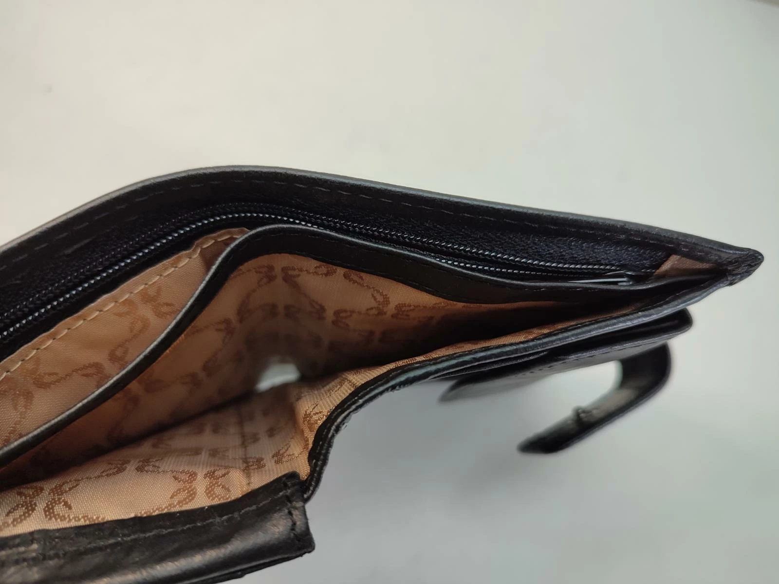 portfel-skorzany-meski-rylko-w-pudelku-material-dominujacy-inny