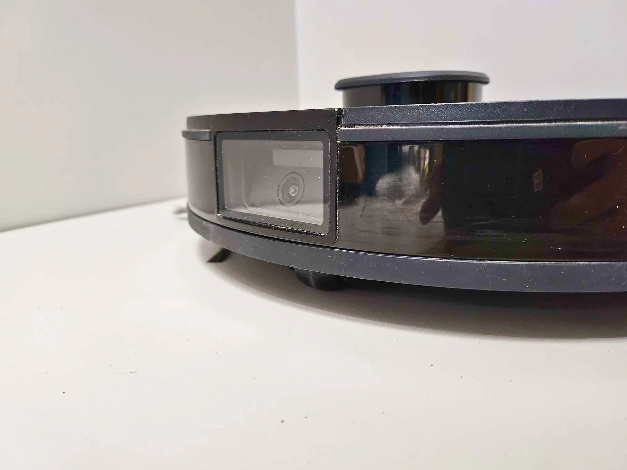 robot-sprzatajacy-deebot-t9-aivi-kolor-dominujacy-129357-3