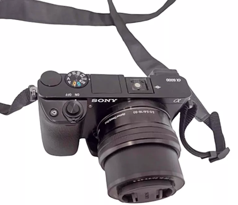aparat-sony-a6000-obiektyw-sony-selp1650-stan-uzywany