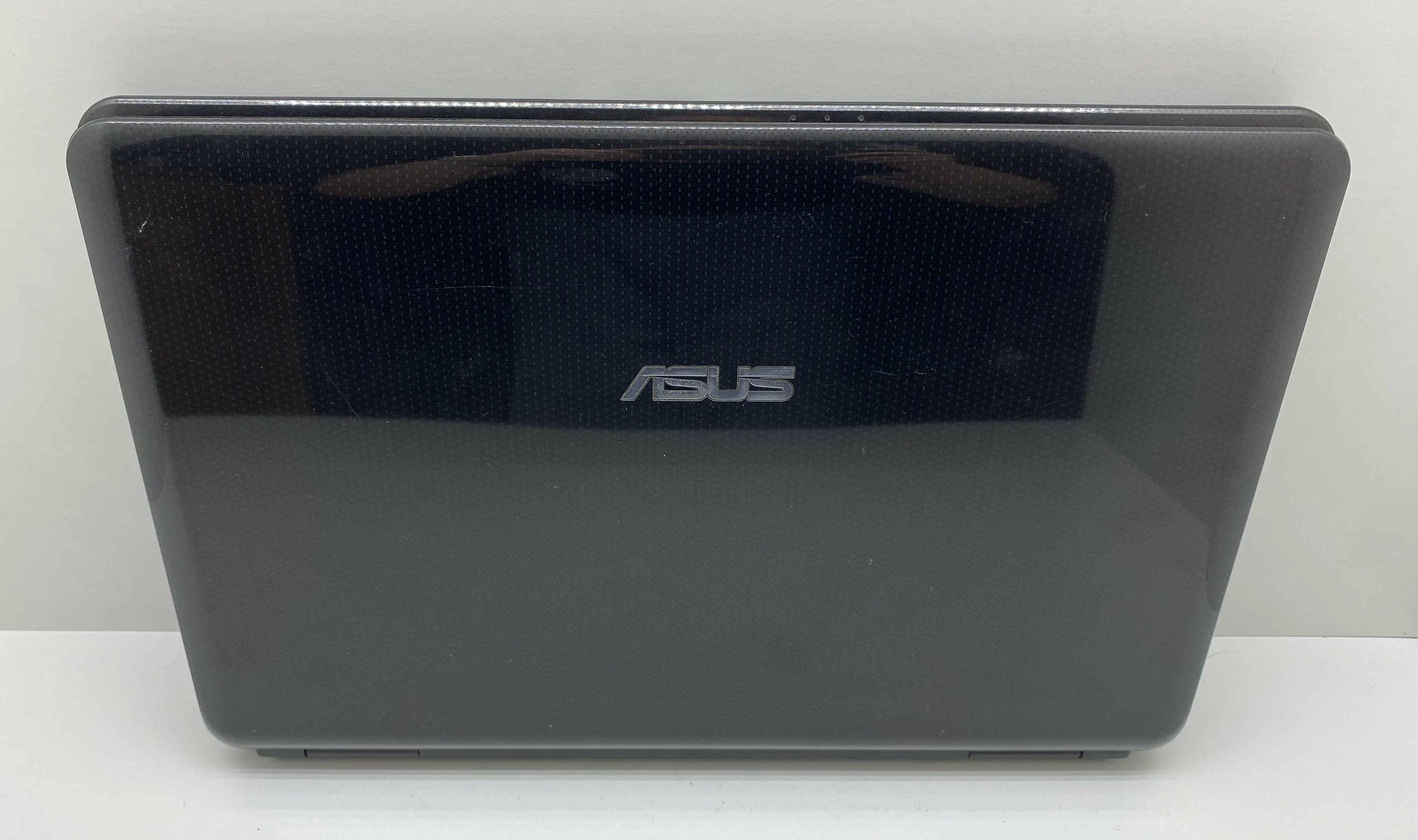 asus-k50ij-t45003gb-ram320gb-hddwin7-opis-przekatna-ekranu-1560