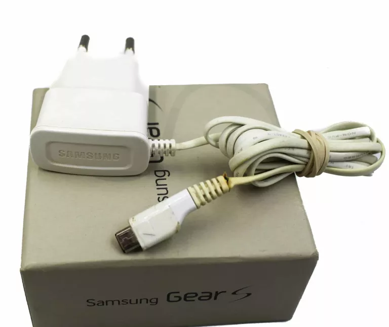 smartwatch-samsung-gear-s-sm-r750-wodoszczelnosc-brak-informacji