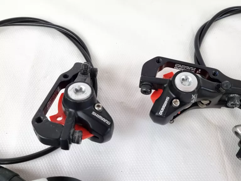 hamulec-tarczowy-shimano-deore-xt-br-m775-hydr-2s-montaz-przod