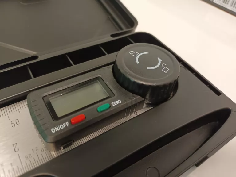 katomierz-cyfrowy-parkside-374244-marka-parkside