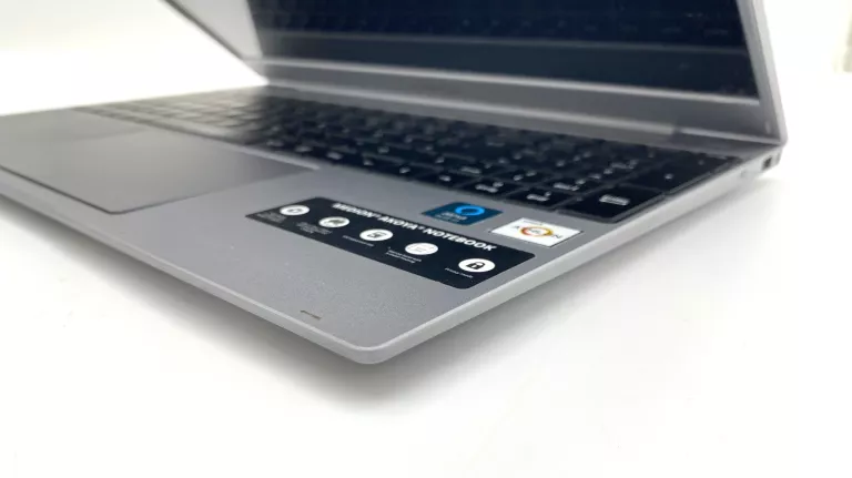 LAPTOP MEDION AKOYA E15308 15,6 " 4 GB /128 GB
