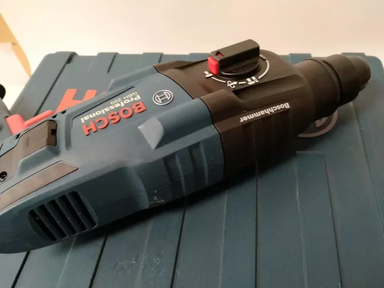 mlotowiertarka-bosch-professional-gbh-220-predkosc-obrotowa-0