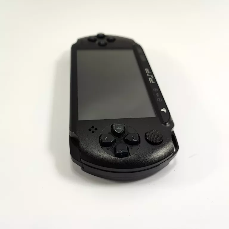 SONY PLAYSTATION PSP E1004 STREET USZKODZONA