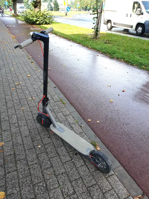 hulajnoga-rebel-zab0030-kolor-czarny