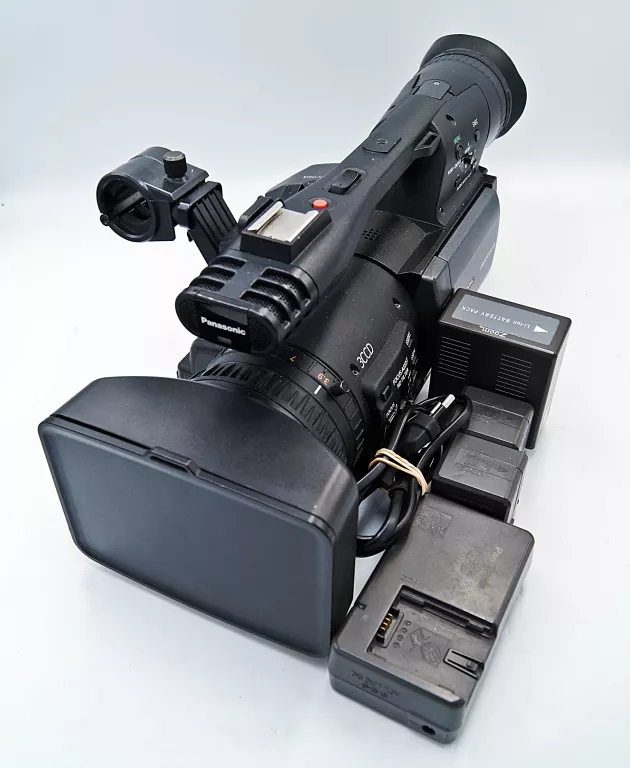 KAMERA PANASONIC AG-HMC151E + 3XBATERIA+ŁADOWARKA