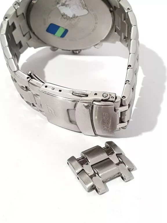 zegarek-meski-casio-edifice-ef-539d-1a-ksztalt-koperty-okragla